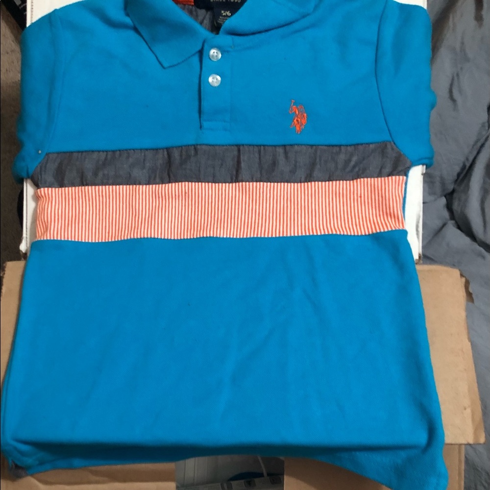 This shirt was my son’s. He never wore it so it still has the tags on it.